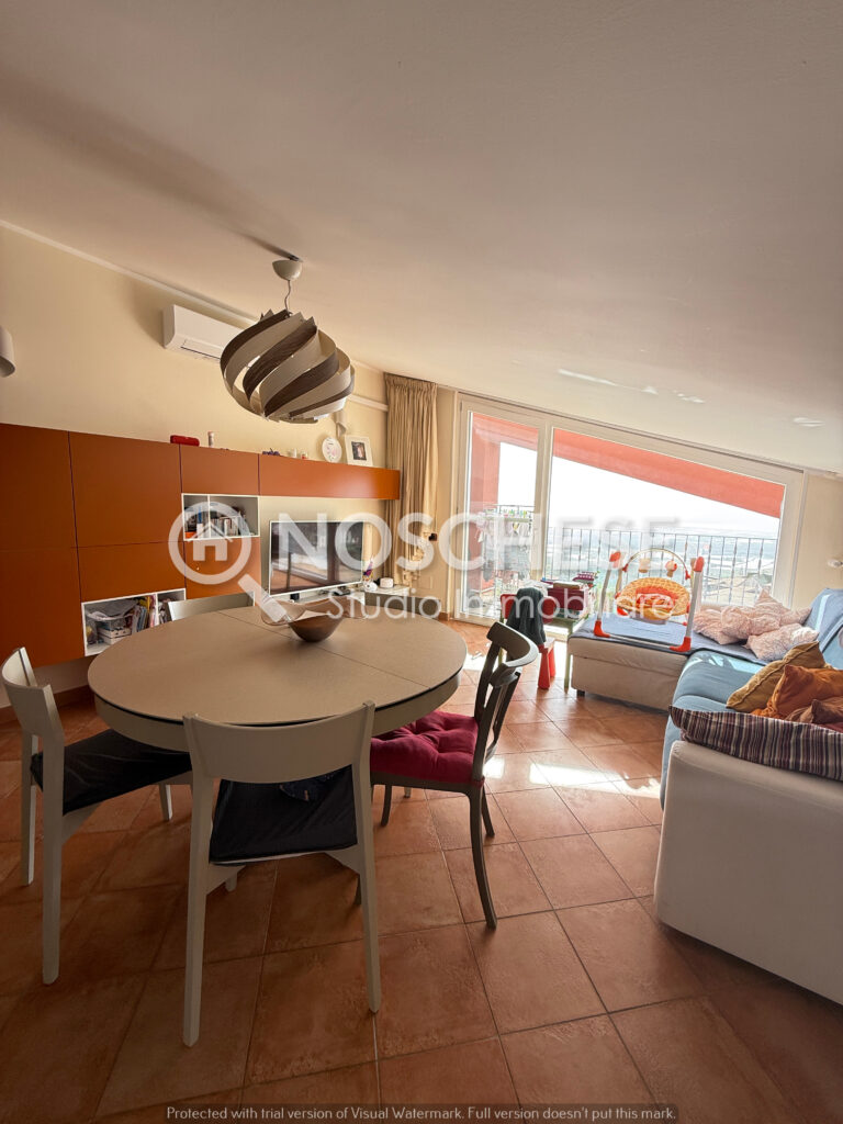 Loc. S. Tecla, TRILOCALE MANSARDATO 2WC, COMPLETAMENTE RISTRUTTURATO, 80mq ca + BALCONATE, 2 CANTINE, PORZIONE DI GIARDINO e 2 POSTI AUTO.